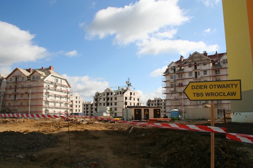 Tłumy na budowie TBS na Stabłowicach (ZDJĘCIA)