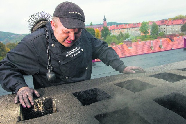Zlecenie przeczyszczenia komina i instalacji kosztuje od 10 do kilkunastu złotych