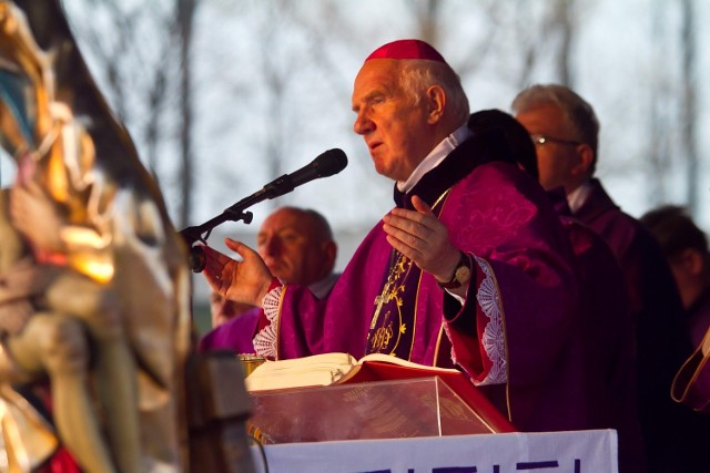 - Sąd Kościelny to ostatnia intytucja, jakiej w diecezji brakuje - mówi biskup Ignacy Dec