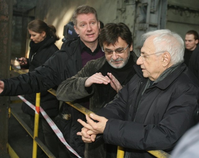 Co zostanie z wielkich planów Fundacji Sztuki Świata? Na zdjęciu od prawej Frank Gehry, Andrzej Walczak i Marek Żydowicz.