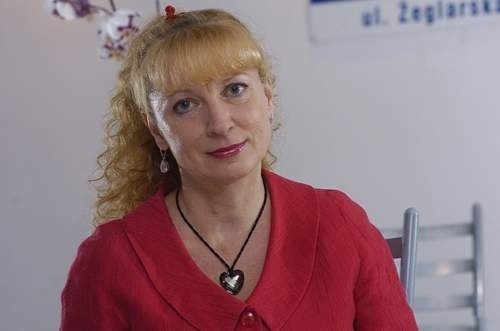 Jolanta Tumach, pedagog i specjalista psychologii uczenia się. Autorka programu &#8222;Rozwiń inteligencję małego dziecka. Nauka czytania i liczenia przez zabawę&#8221;.