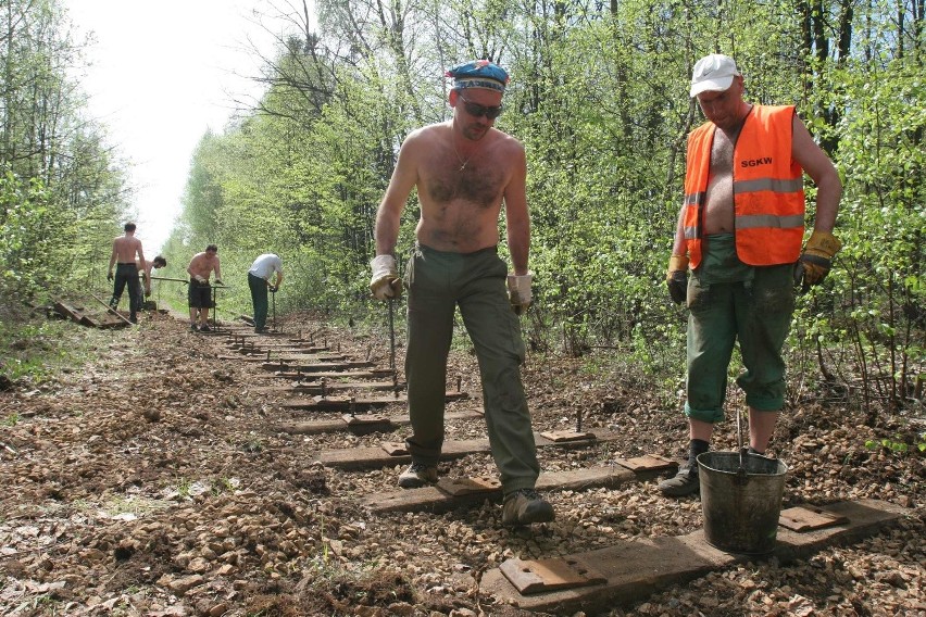 Członkowie i sympatycy Stowarzyszenia Górnośląskich Kolei...