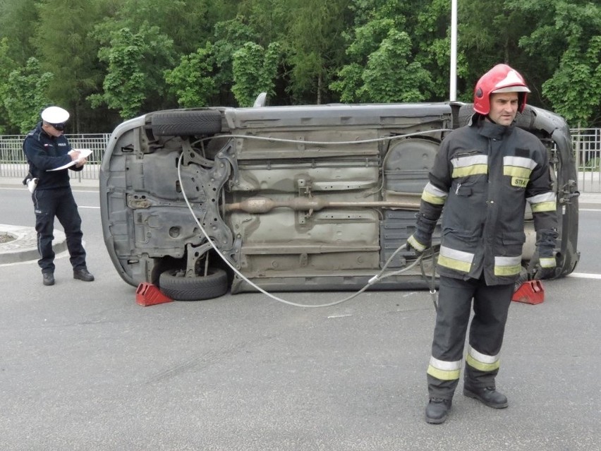 Wrocław: Wypadek koło Factory. Dwoje dzieci w szpitalu