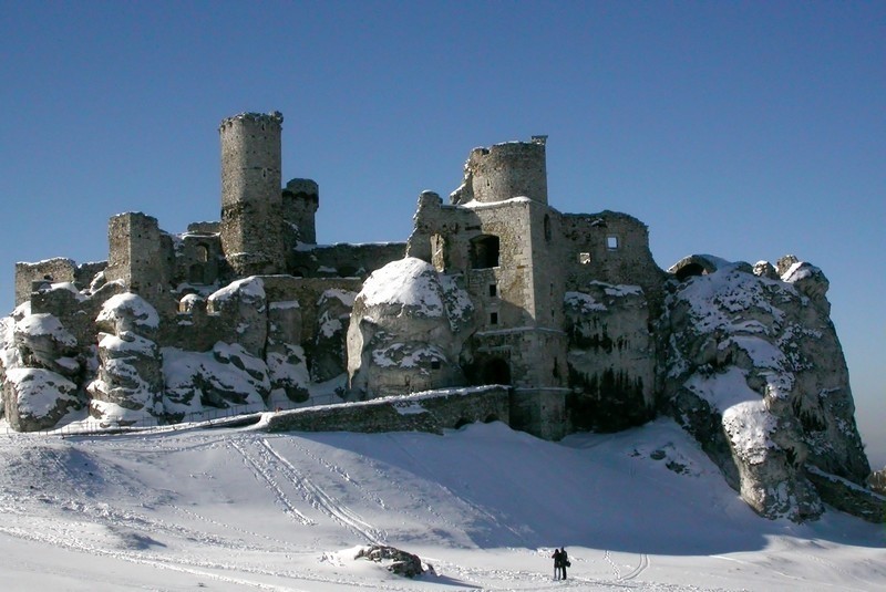 Trudna pogodowa sytuacja na Jurze: Zamek Ogrodzieniecki zamknięty dla turystów