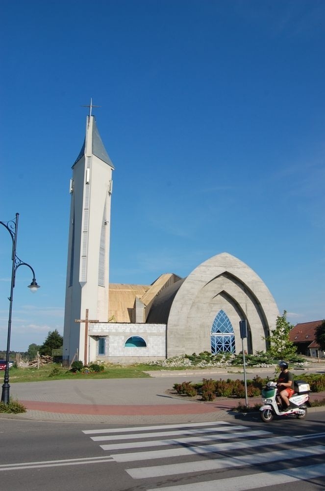Wojewoda cofnął pozwolenie na budowę kościoła w Łebie