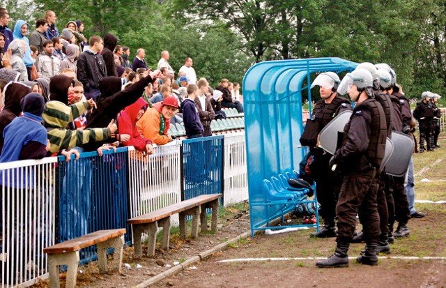 Pododdziały prewencji pojawiły się na meczu w Wadowicach. Teraz policjanci pojawią się na stadionie w Andrychowie