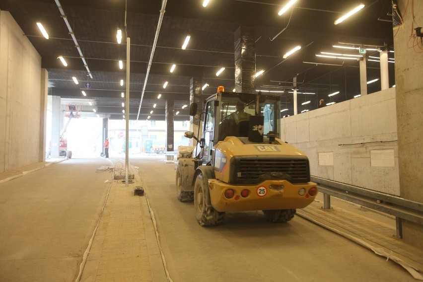 Katowice: Trwa budowa dworca autobusowego pod pl. Szewczyka [ZDJĘCIA i WIDEO]