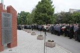 Poznań: Złożono hołd pomordowanym policjantom [GALERIA ZDJĘĆ, FILM]