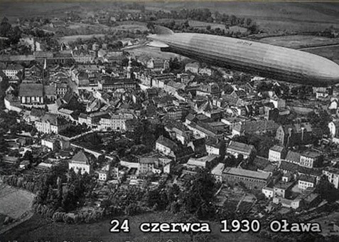 Sterowiec Graf Zeppelin nad Śląskiem: Zdjęcia to fotomontaż! [WIDEO]