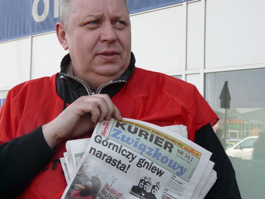 Lublin: Protest związkowców Sierpnia 80 przed Tesco