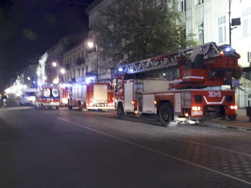 Pożar na Piotrkowskiej w Łodzi (ZDJĘCIA)