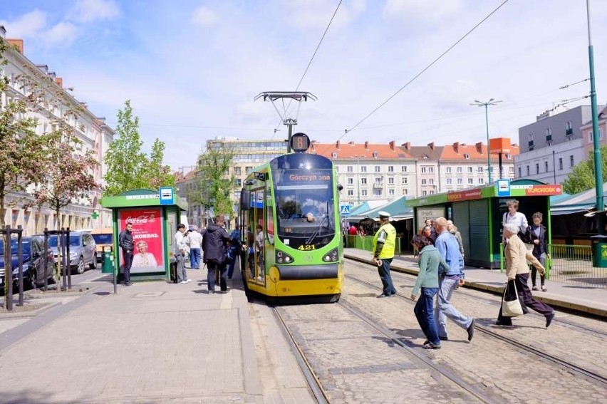 Awaria sieci trakcyjnej w Poznaniu sparaliżowała w sobotę w...