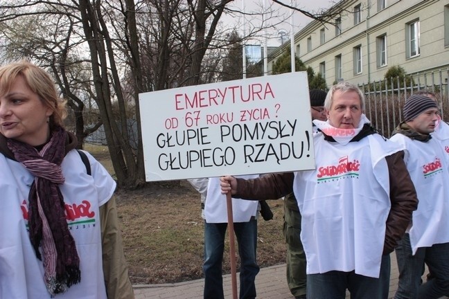 Związkowcy z Wielkopolski na manifestacji w Warszawie [ZDJĘCIA, RELACJA]