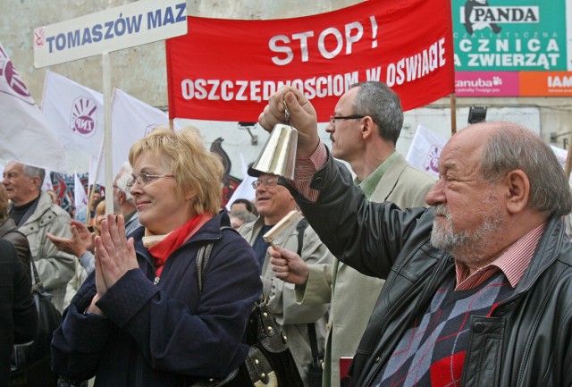 ZNP przedstawił dane na temat zwolnień nauczycieli