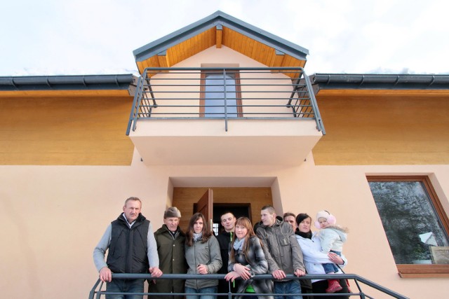 13-osobowa rodzina Ryszarda Nowaka chce spędzić święta w nowym domu