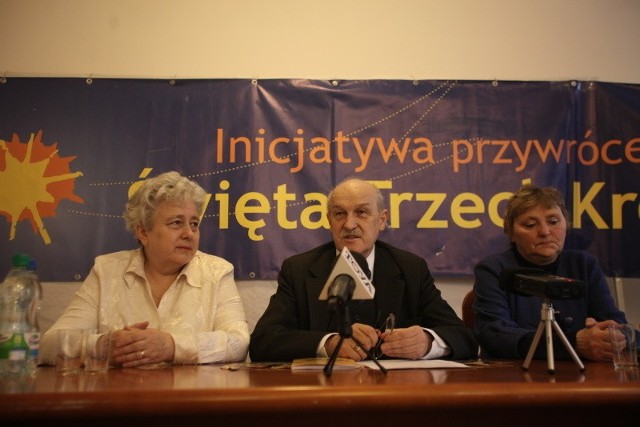 Powołanie stowarzyszenia organizującego festyny z okazji Trzech Króli ogłosił Jerzy Kropiwnicki, były prezydent Łodzi.