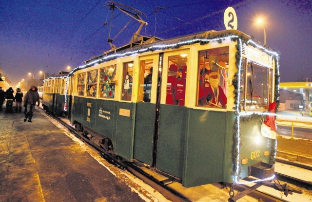 Dotychczas za świąteczną bimbę robił zabytkowy tramwaj