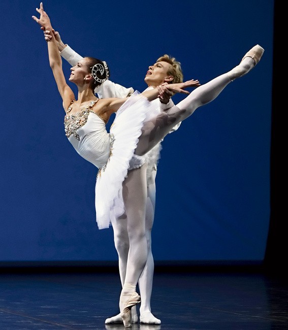 W łódzkim Teatrze Wielkim zatańczą gwiazdy: Vladimir Malakhov i Polina Semionova