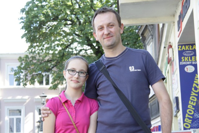 Waldemar Bojarski z córką Wiktorią: - Znamy swoje prawa i obowiązki w szkole - mówią