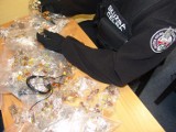 8 kilogramów bursztynowej biżuterii wykryli celnicy na gdańskim lotnisku (ZDJĘCIA)