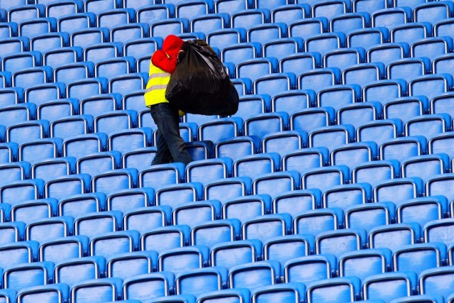 POSiR w ciągu najbliższych kilku dni ogłosi przetarg na wybór firmy, która przed Euro 2012 ma dokładnie oczyścić stadion przy Bułgarskiej.
