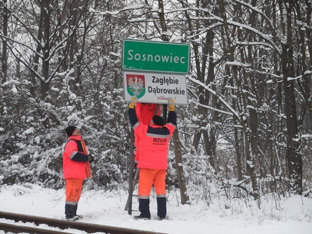 Pierwsze zagłebiowskie witacze już stoją