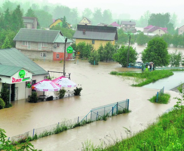 W Bobowej co najmniej osiem domów nie nadaje się do zamieszkania