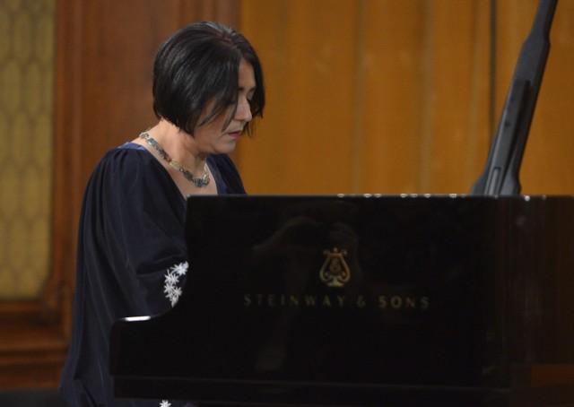Etela Czupryk-Kotyuk zagrała w Akademii Muzycznej