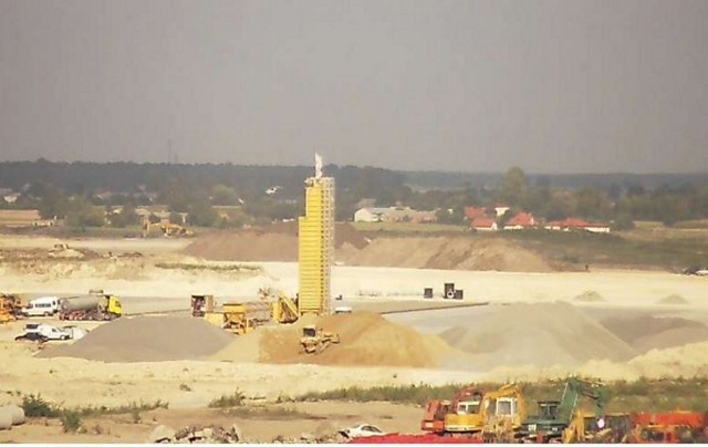 Zdjęcie z jednej z kamer na budowie lotniska