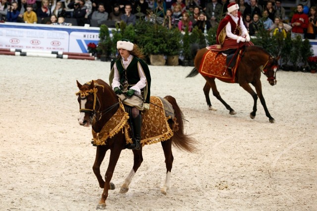 Cavaliada 2011, czyli święto koniarzy dobiegła końca.Przez cztery dni na terenie Międzynarodowych Targów Poznańskich można było oglądać zawody, uczestniczyć w warsztatach, oglądać targi sprzętu jeździeckiego i podziwiać pokazy jazdy konnej.