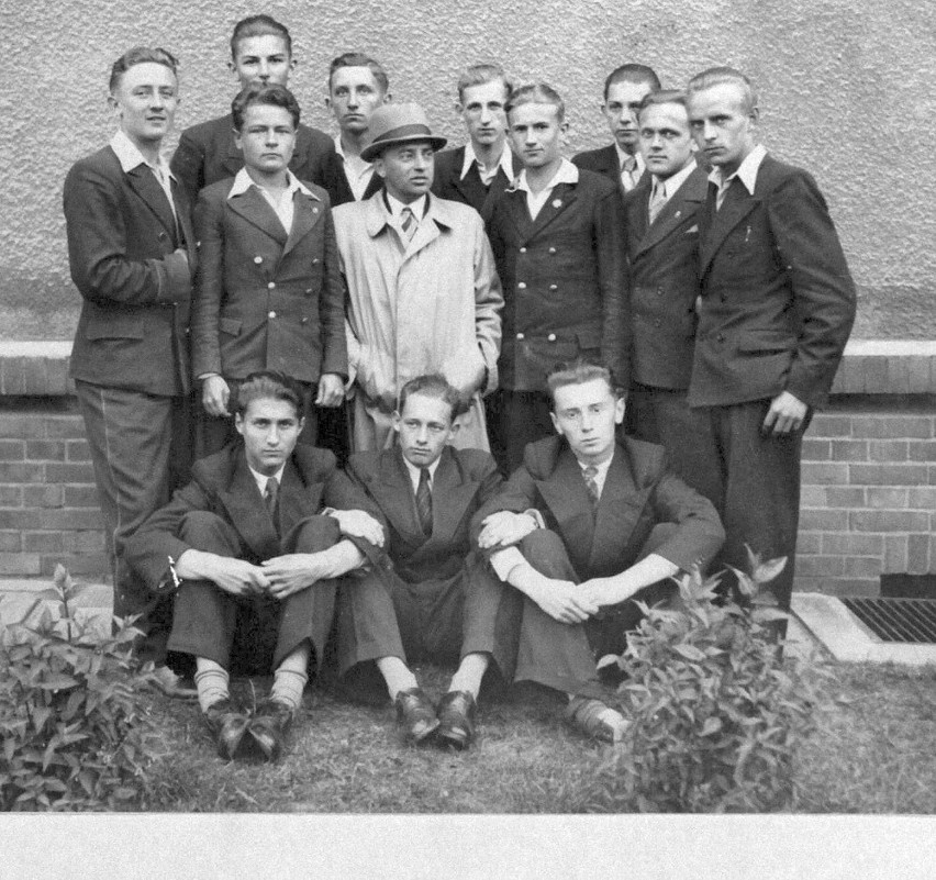 Maj 1938. Klasa humanistyczna z prof. Babbińskim