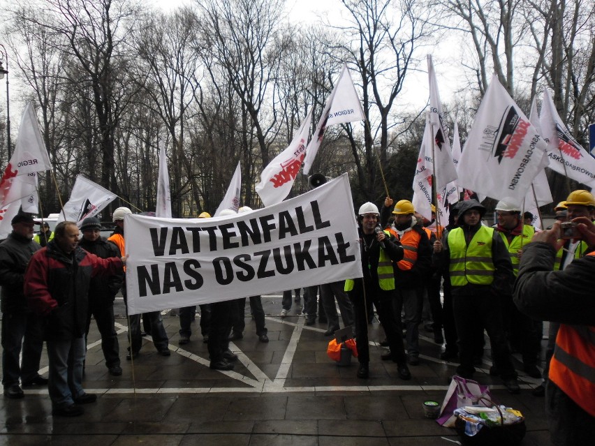 Protest związkowców z Gliwic w sprawie Vattenfalla [ZDJĘCIA]
