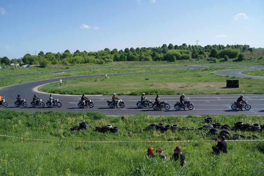 Super-Veteran: Zabytkowe motocykle po raz 8. na Torze Lublin