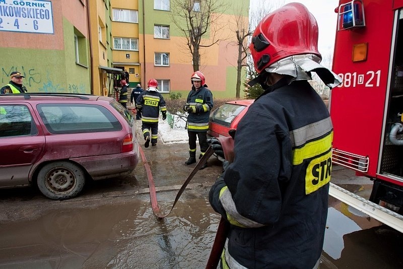Wałbrzych: Pożar mieszkania przy ulicy Dunikowskiego