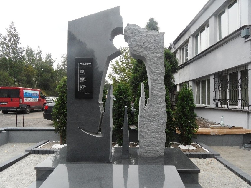 Pomnik górnika w rocznicę tragedii Wujek-Śląsk [OCEŃ POMNIK]