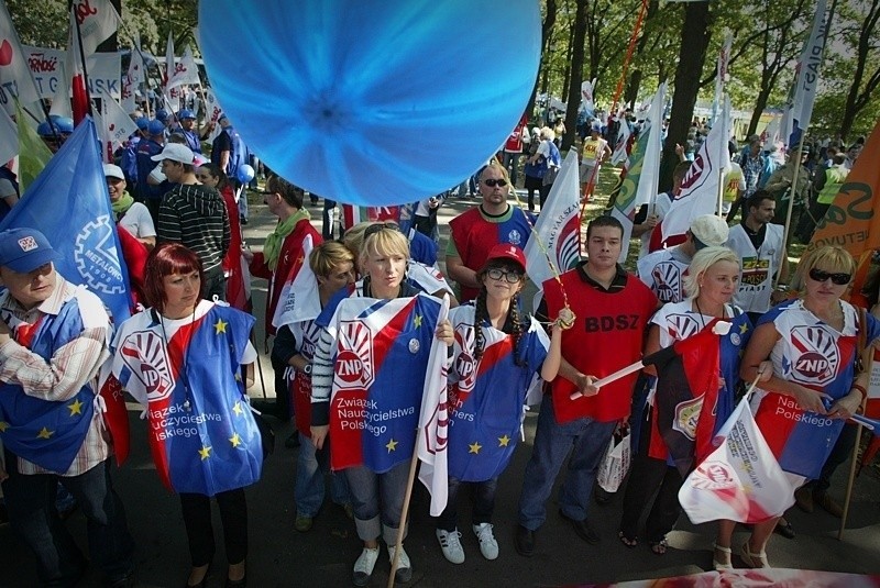 Manifestacja we Wrocławiu (MNÓSTWO ZDJĘĆ)