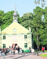 Ozdoba łódzkiego skansenu: kościół z Nowosolnej