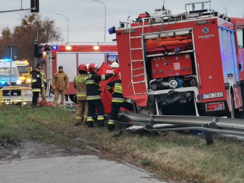 Tragiczny wypadek strażaków. Jednostki z terenu pow. wieluńskiego składają kondolencje