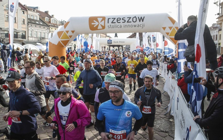 17. Półmaraton PKO w Rzeszowie: Bieg dla zdrowia i pomocy 7-letniej Klarze