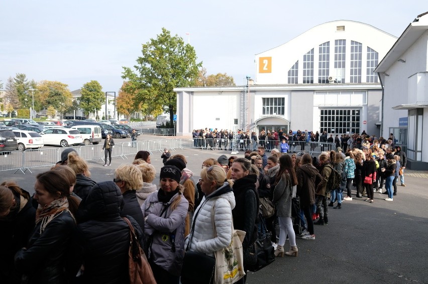 Babi Targ: Wielkie wietrzenie szaf na MTP