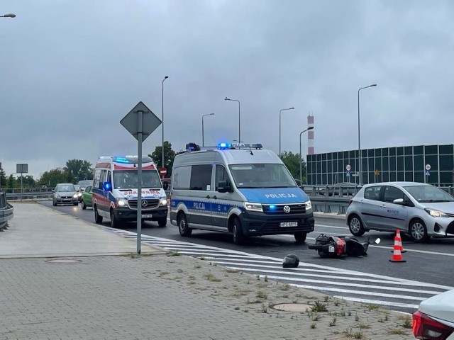 Na feralnym skrzyżowaniu ulic 1 Maja i Gosiewskiego w Kielcach doszło w poniedziałek do wypadku.