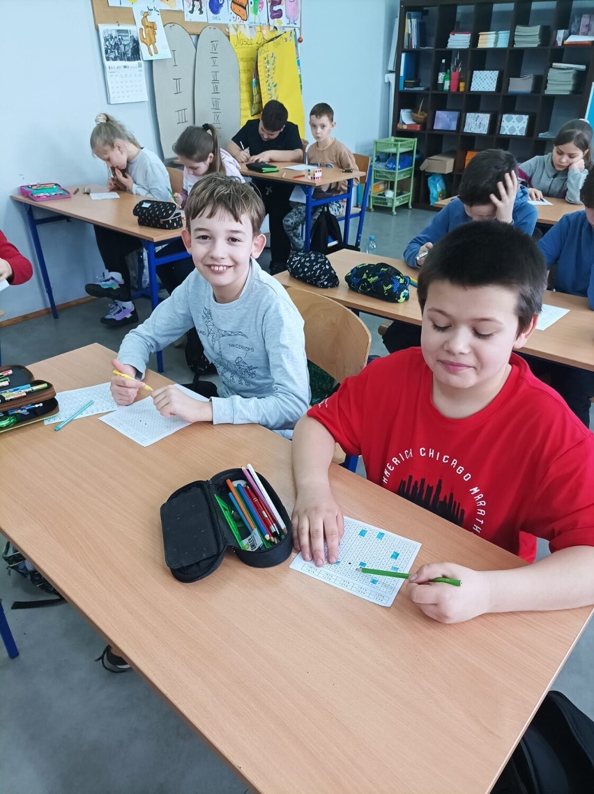 Światowy Dzień Matematyki w klasie III SP w Perzynach - 14...