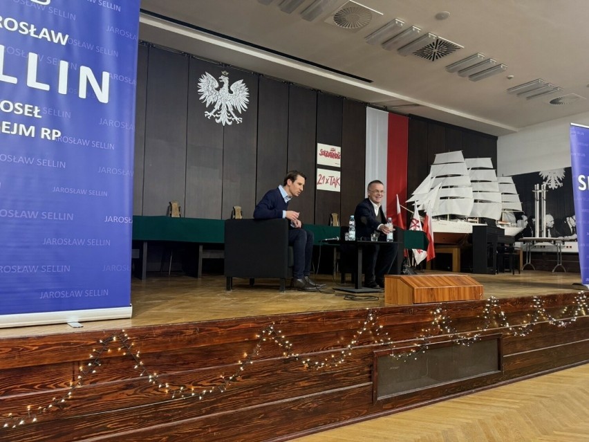 Kacper Płażyński i Jarosław Sellin spotkali się z mieszkańcami Gdańska na otwartym spotkaniu w Sali BHP