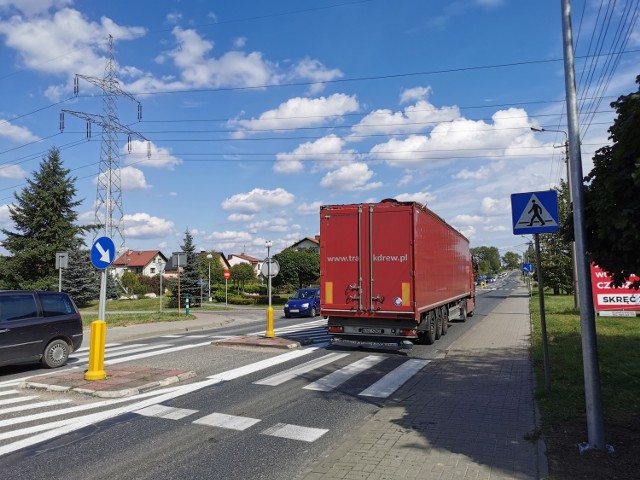 Droga wojewódzka 933 w Libiążu. To przejście zostanie doświetlone