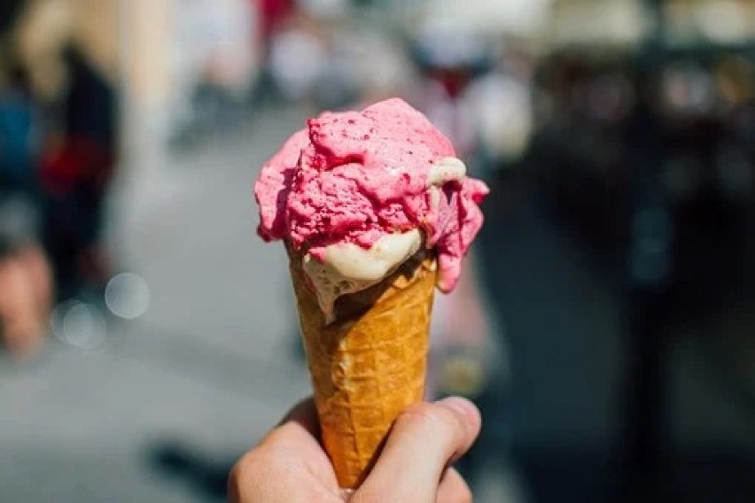 Naturalne polskie lody

Wolbrom, ul. Piłsudskiego 8

Ocena...