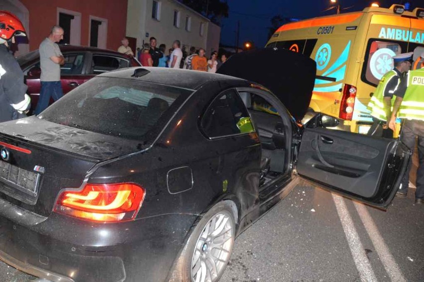 Śmiertelny wypadek na ul. Miłej. Nie żyje 38-letni kierowca BMW