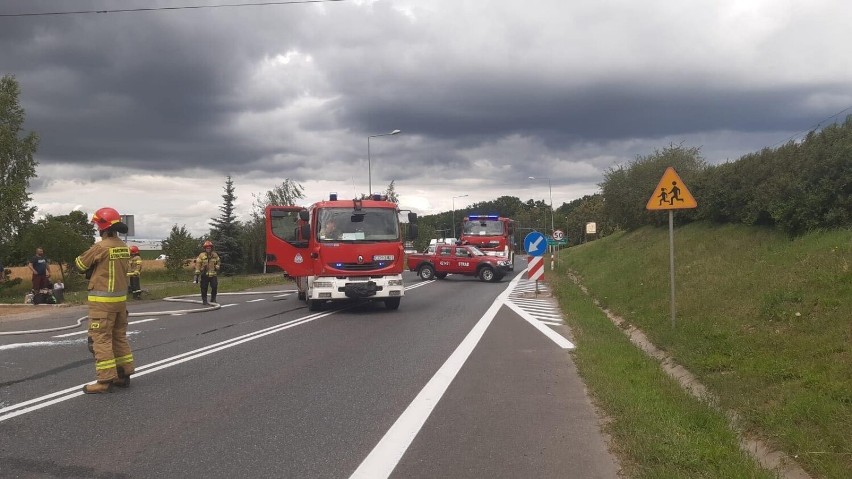 Strażacy ugasili pożar auta osobowego w gminie Stolno