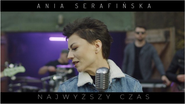 Ania Serafińska jest wokalistką z Bełchatowa i byłą uczestniczką Voice of Poland oraz Szansy na Sukces