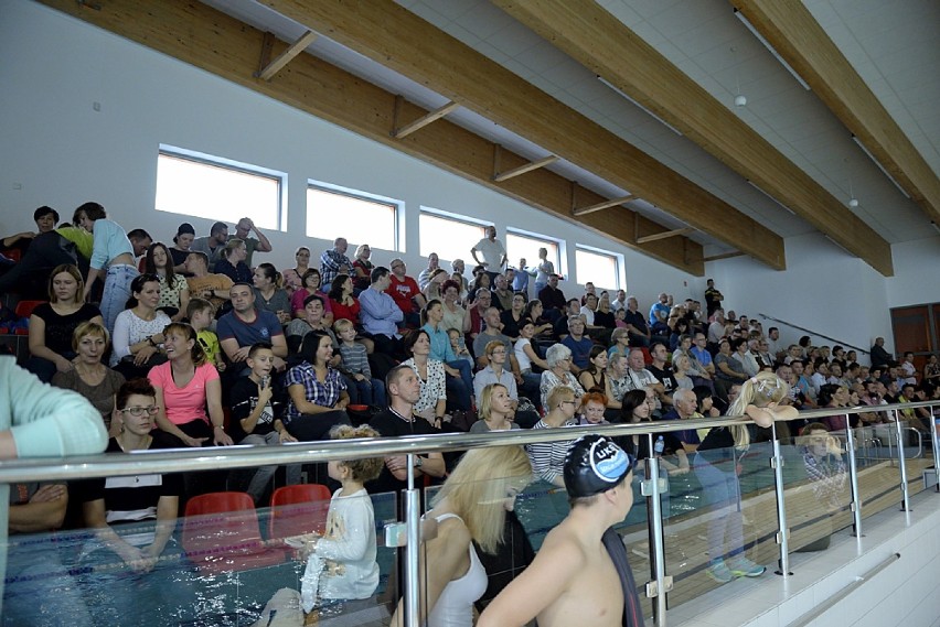 Nakielska Liga Pływania z ogromnym sukcesem. W zawodach udział wzięło aż 125 pływaków! [zdjęcia] 