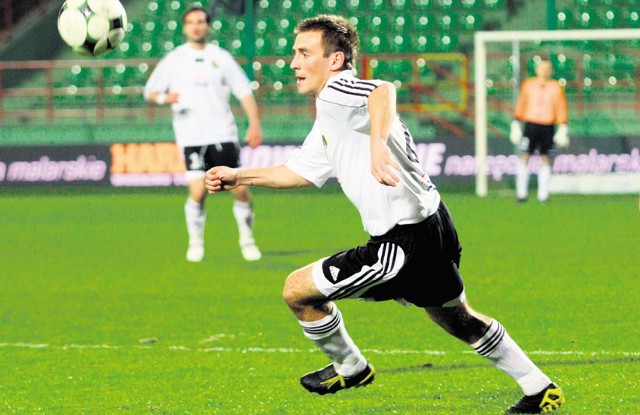 W poprzednim sezonie Tomasz Wróbel strzelił gola Polonii